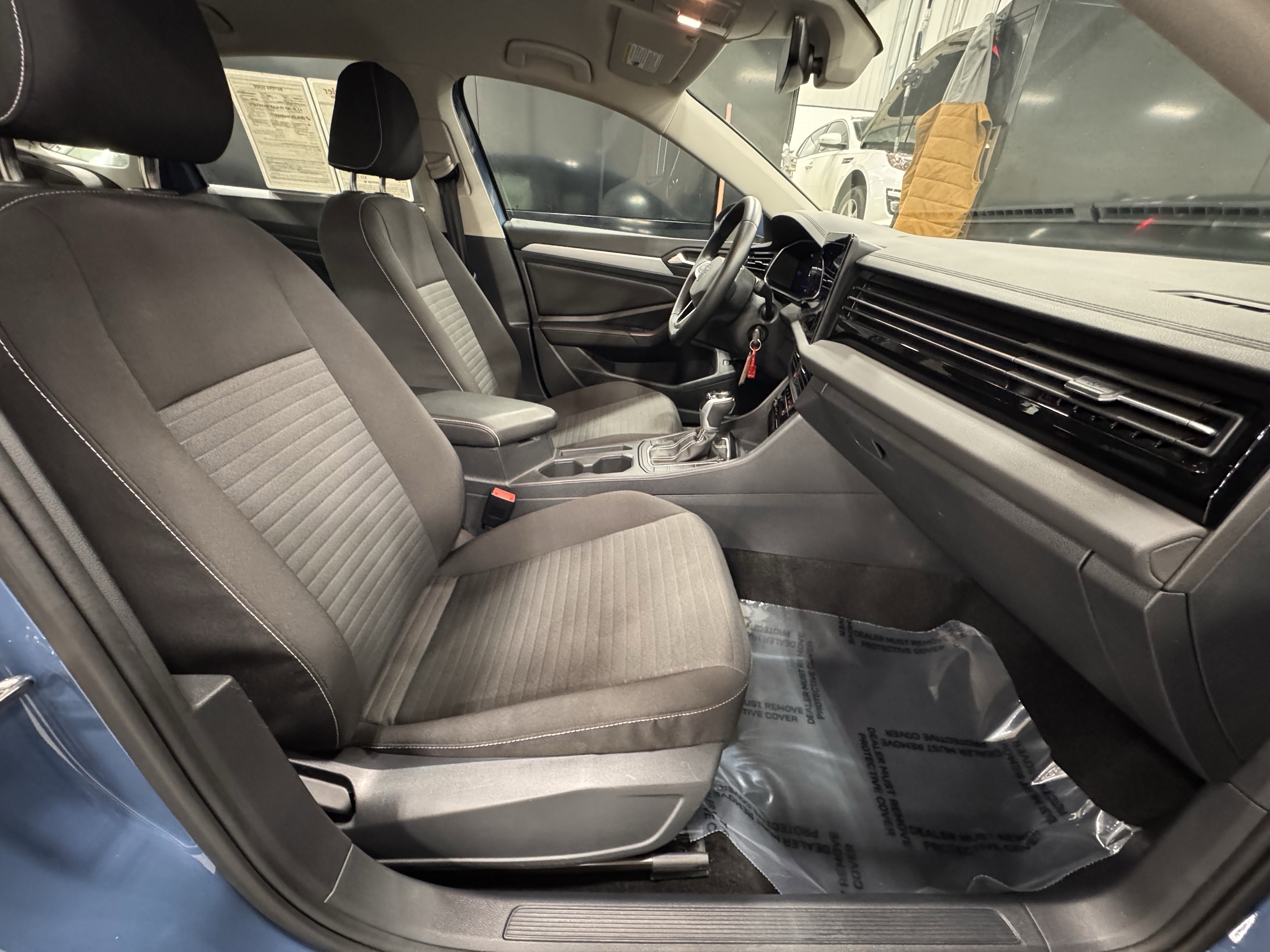 Used 2025 Volkswagen Jetta S image 22