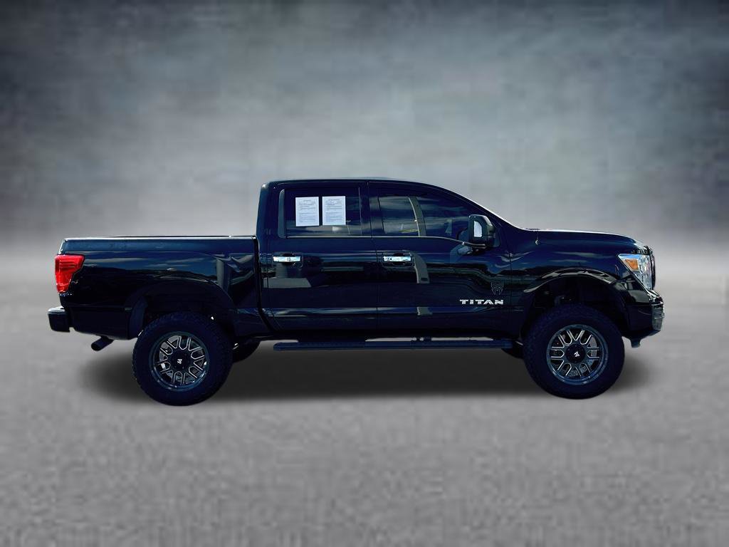 Used 2021 Nissan Titan SV w/ SV Convenience Package AWD/4WD image 4