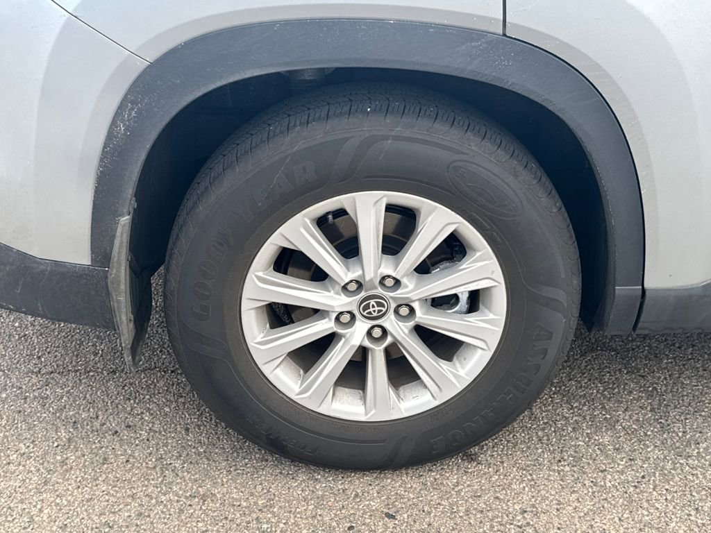 Used 2026 Toyota Grand Highlander XLE image 44