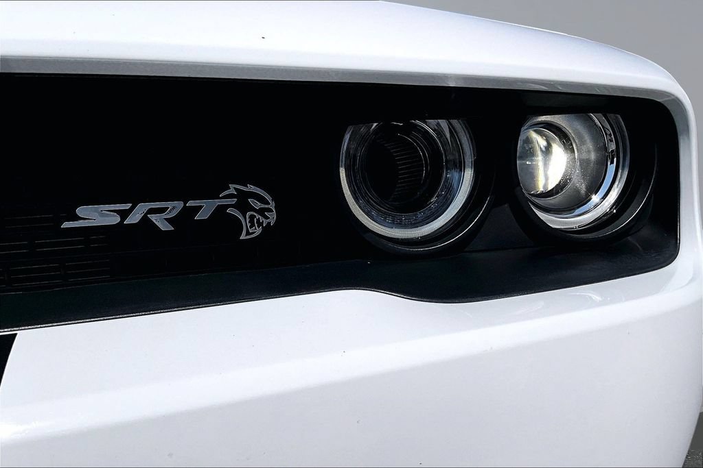 Used 2018 Dodge Challenger SRT Hellcat RWD image 28