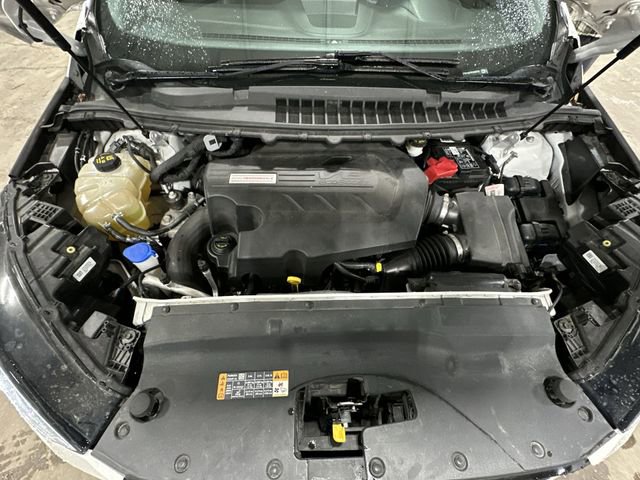 Used 2020 Ford Edge ST image 21