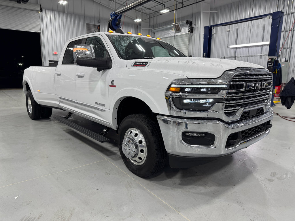 New 2025 RAM 3500 Limited image 20