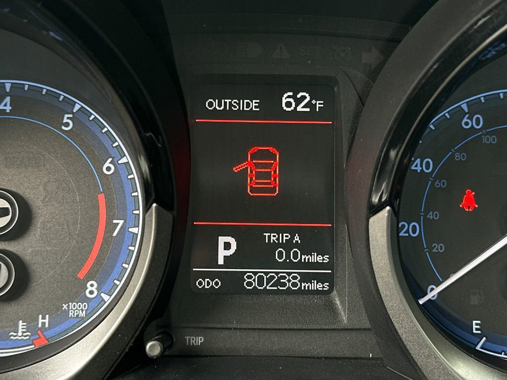 Used 2015 Toyota Corolla S FWD image 30