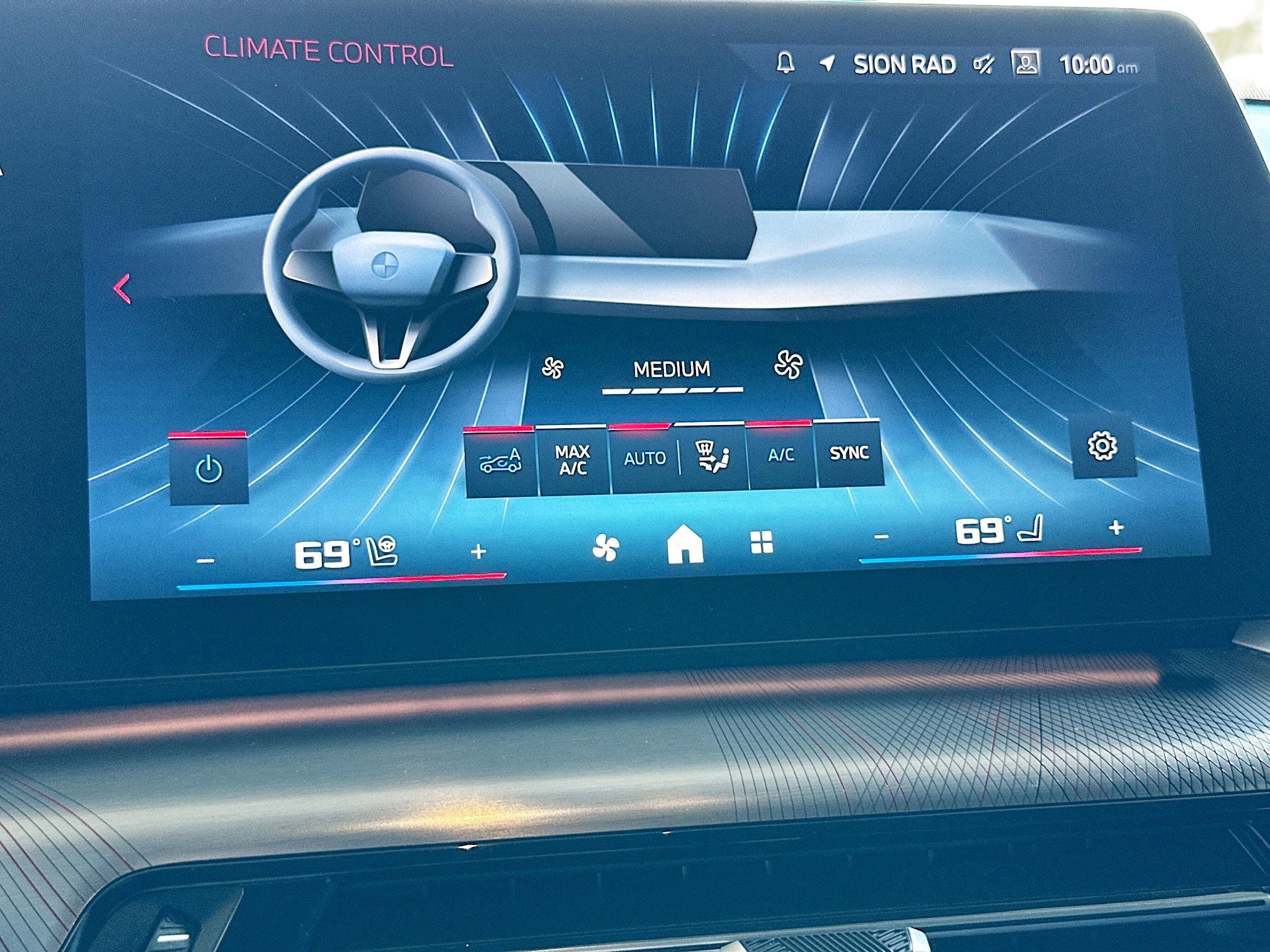 Used 2024 BMW X2 M35i image 15