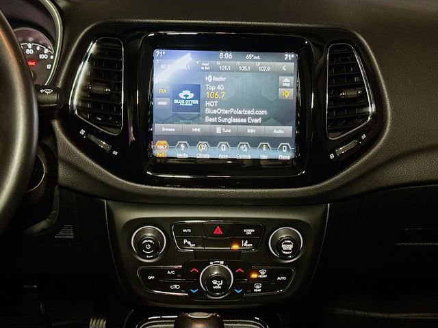 Used 2018 Jeep Compass Limited w/ Navigation Group image 14