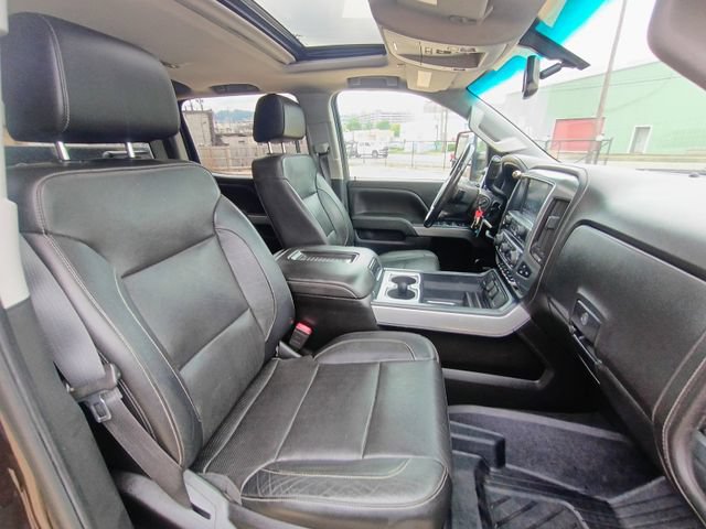 Used 2018 Chevrolet Silverado 2500 LTZ w/ Duramax Plus Package AWD/4WD image 40