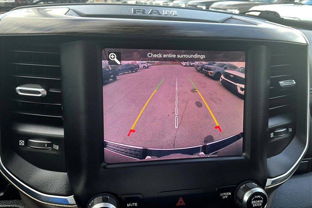 Used 2019 RAM 1500 Laramie AWD/4WD image 23