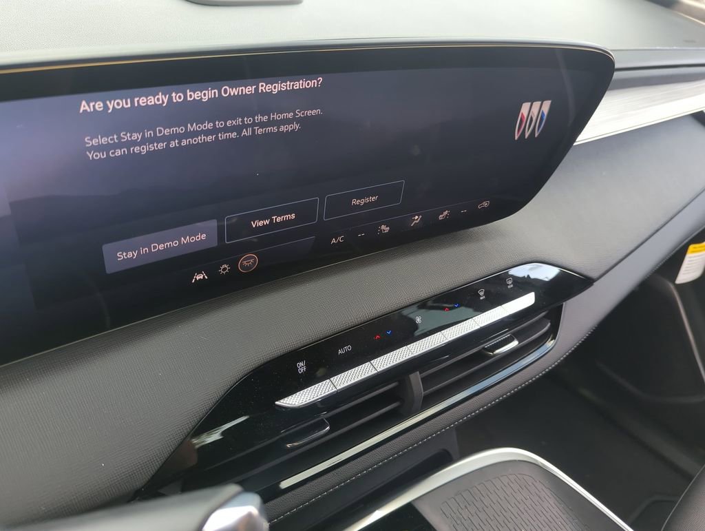 New 2026 Buick Enclave Preferred w/ Super Cruise Package image 12