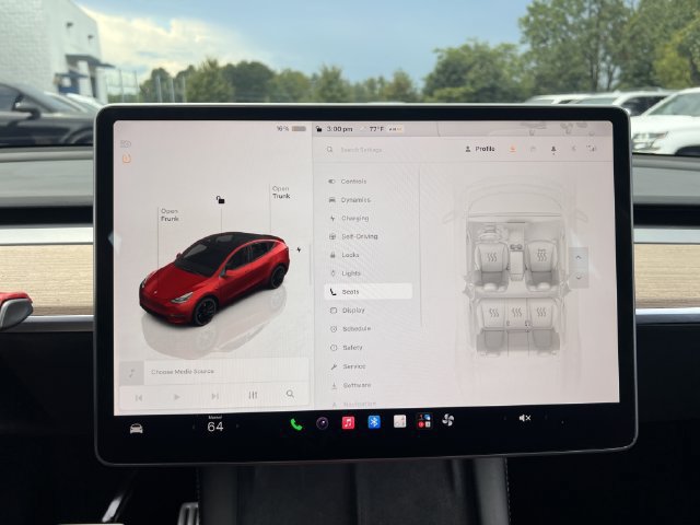 Used 2022 Tesla Model Y Performance AWD/4WD image 25
