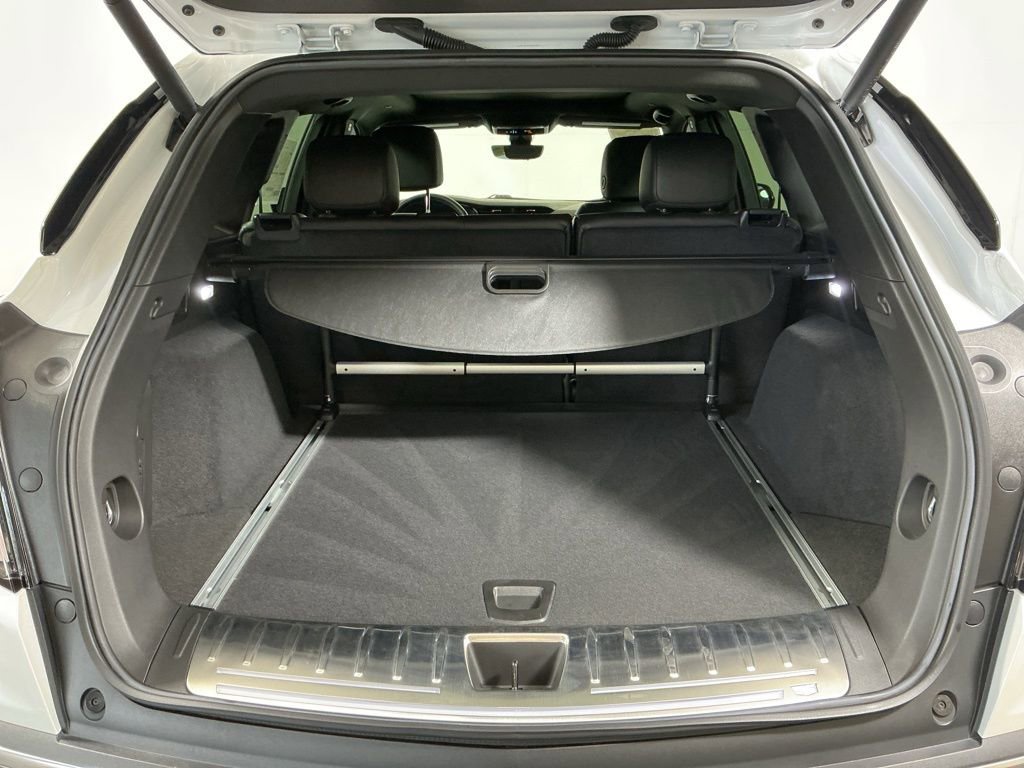 Used 2025 Cadillac XT5 Sportv w/ Technology Package AWD/4WD image 30