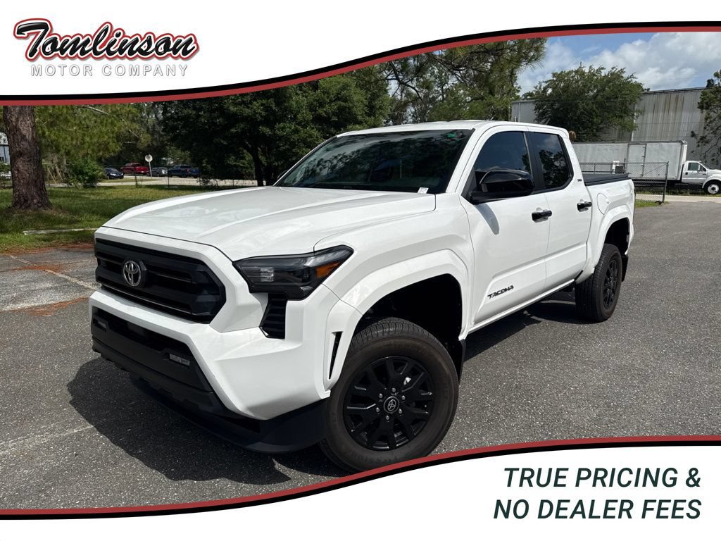 Used 2025 Toyota Tacoma SR5 AWD/4WD image 1