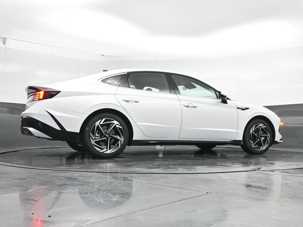 New 2026 Hyundai Sonata SEL FWD image 45