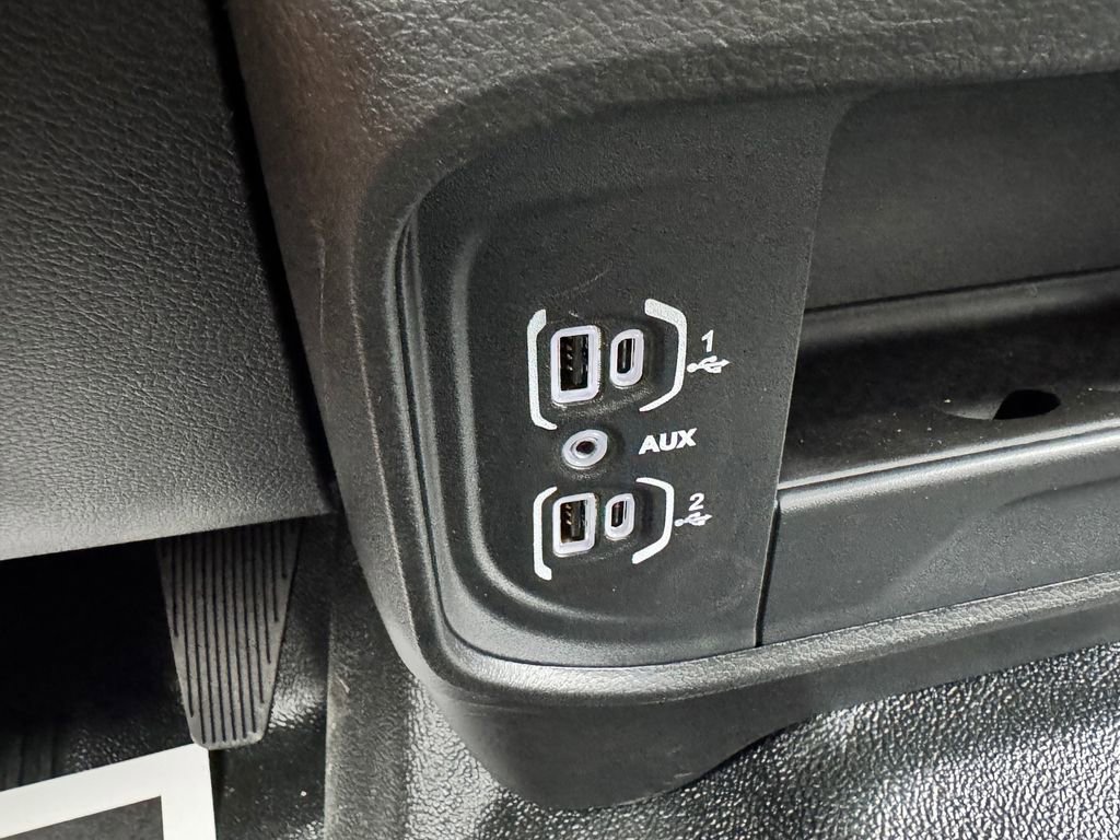 New 2026 RAM 5500 Tradesman AWD/4WD image 21