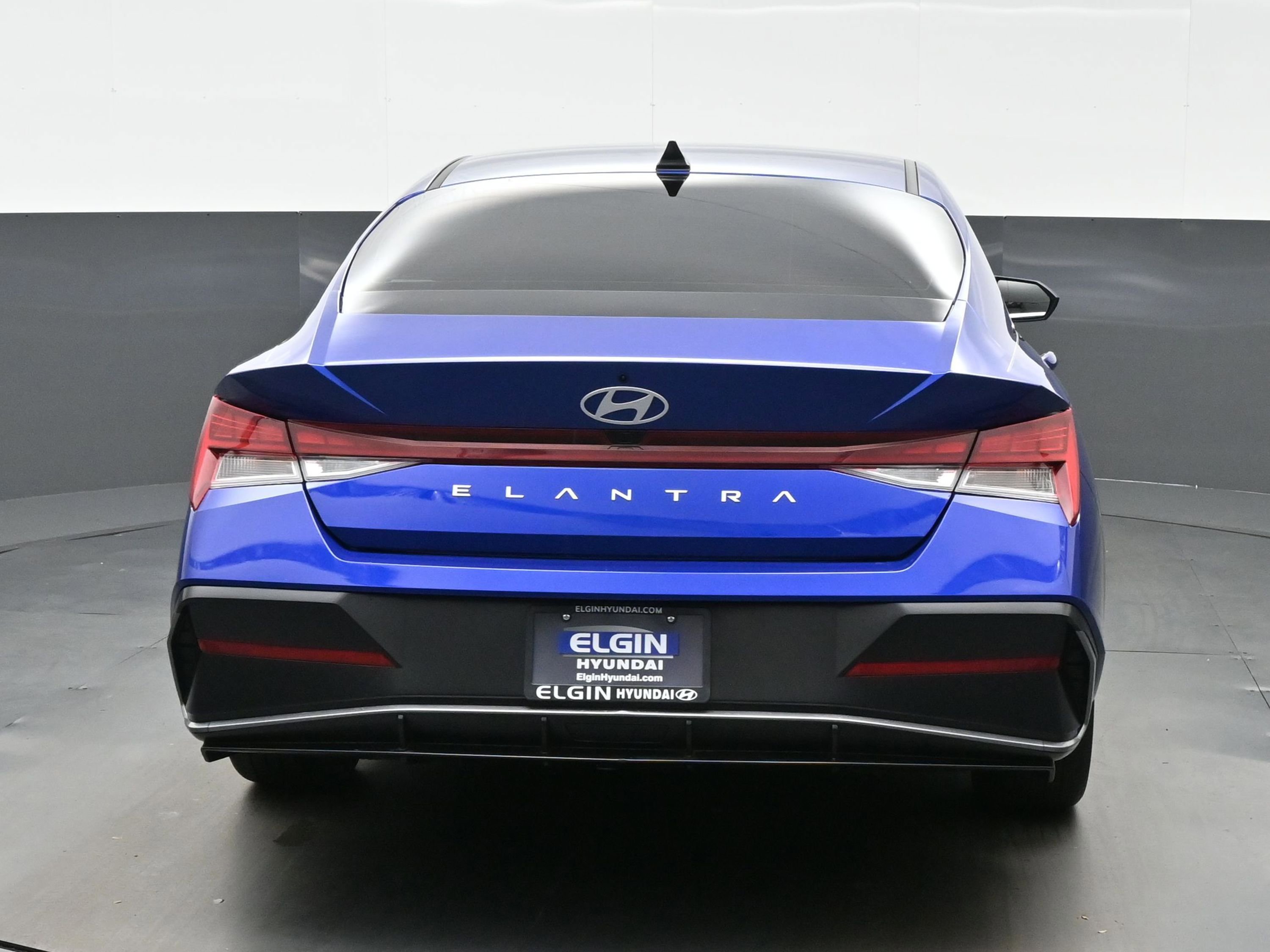 Certified 2024 Hyundai Elantra SEL w/ Convenience Package FWD image 5