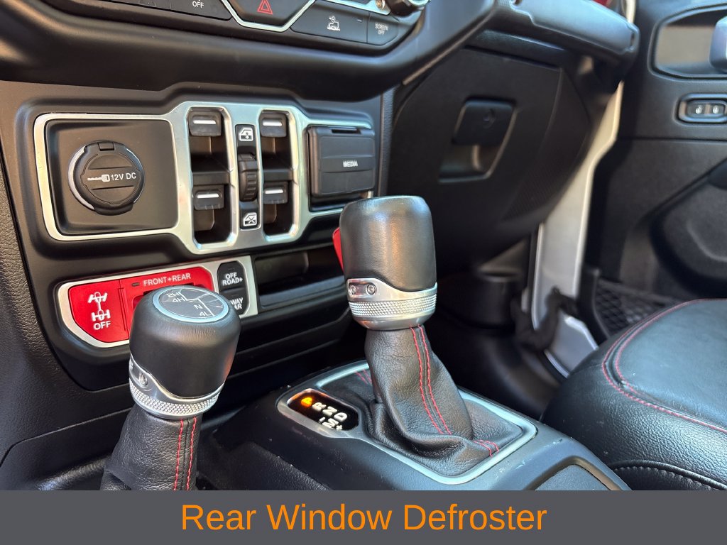 Used 2023 Jeep Gladiator Rubicon w/ Cold Weather Group AWD/4WD image 18