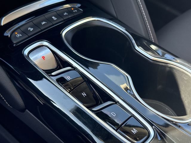 Used 2023 Buick Envision Avenir image 19