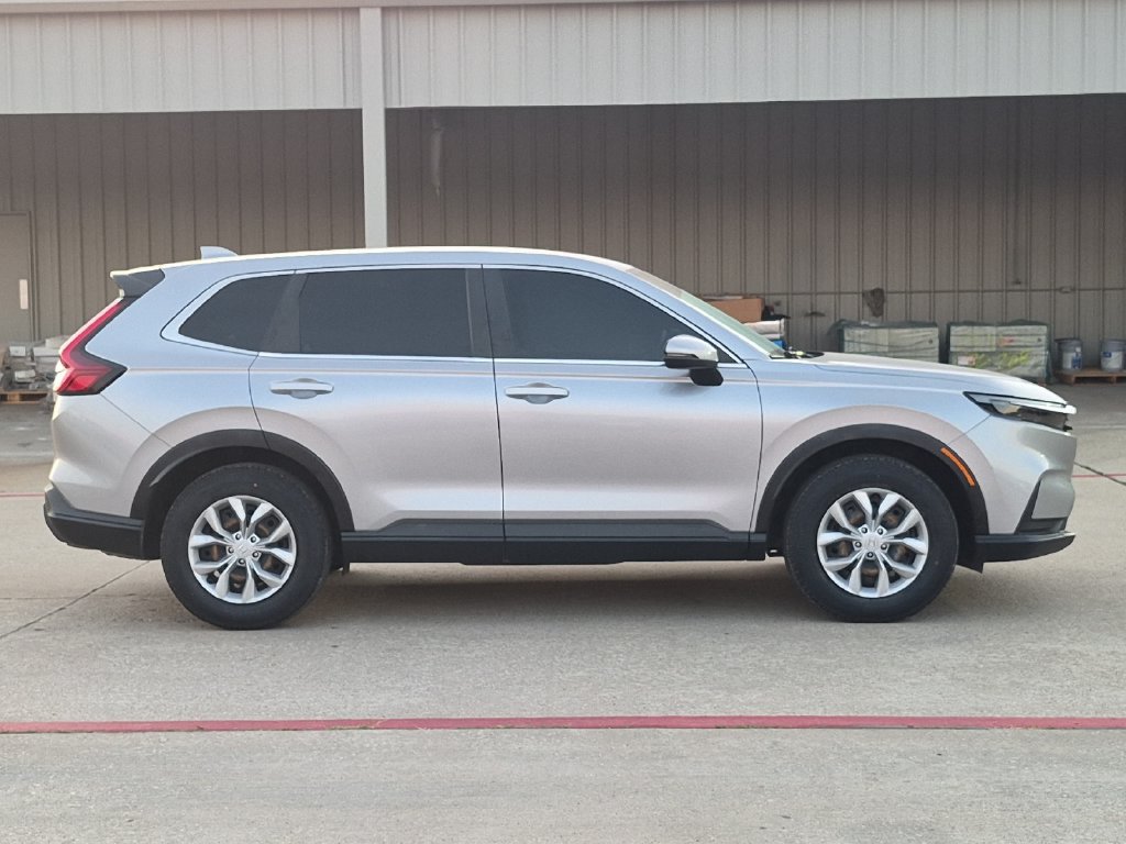 Used 2023 Honda CR-V LX image 7