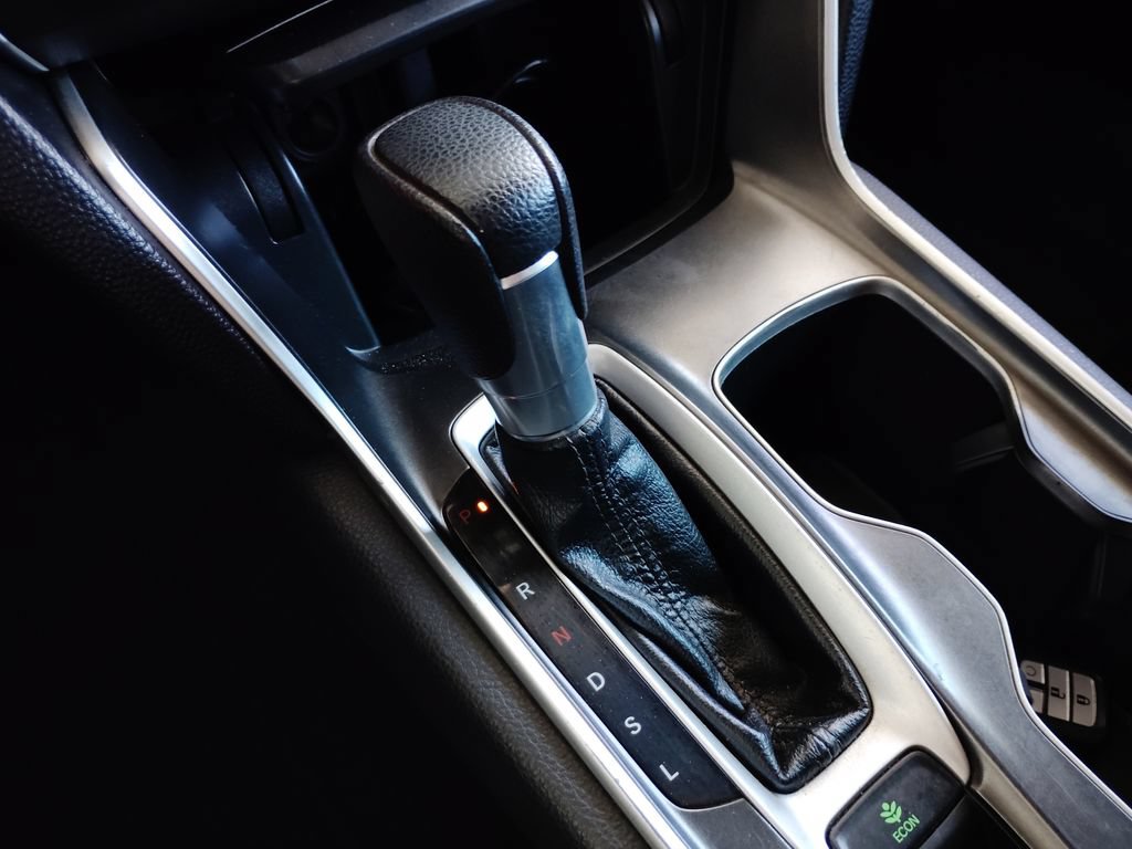 Used 2020 Honda Accord LX image 30