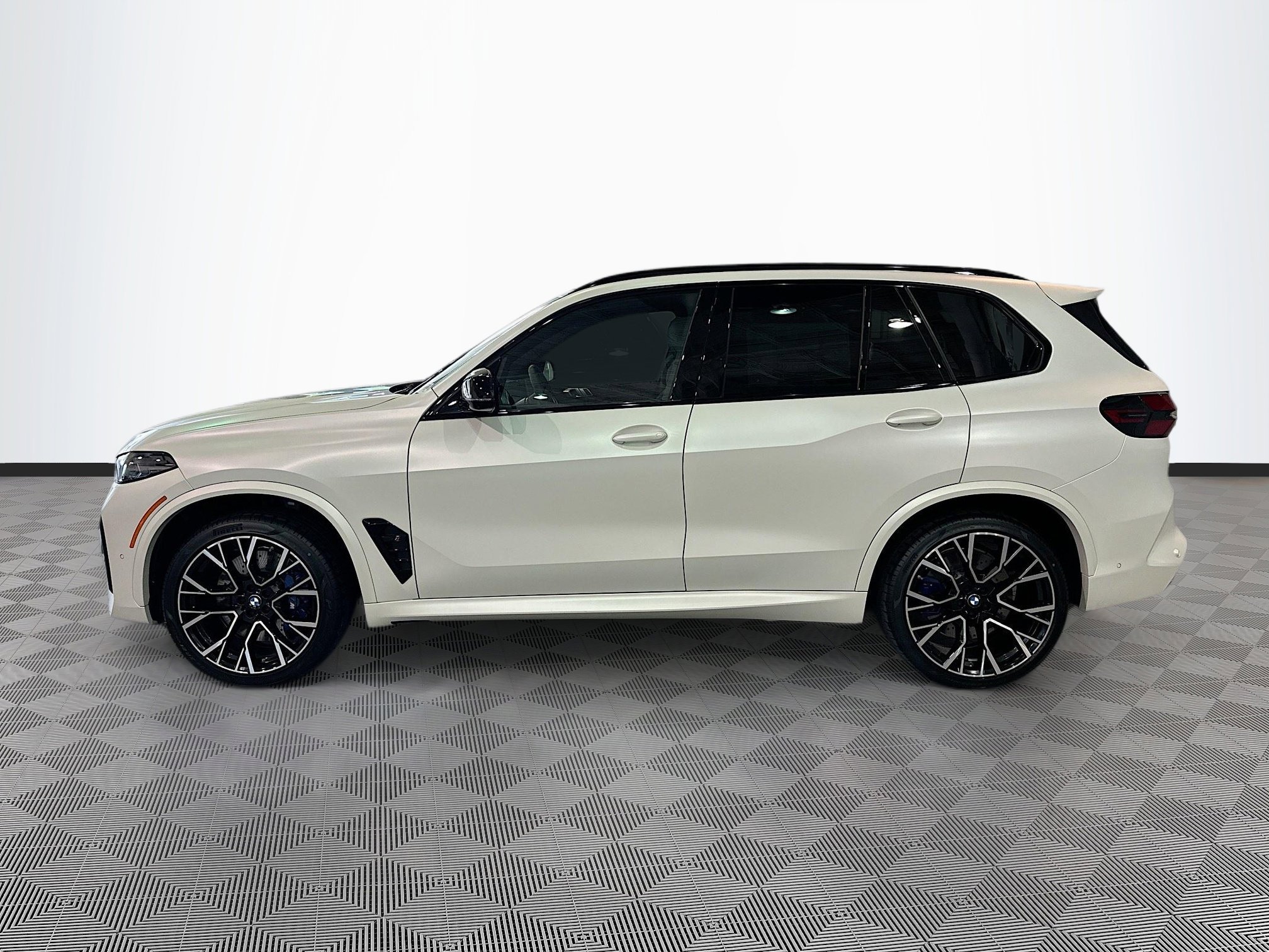 New 2026 BMW X5 M Competition w/ Executive Package image 4