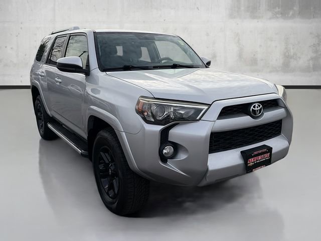 Used 2014 Toyota 4Runner SR5 image 3