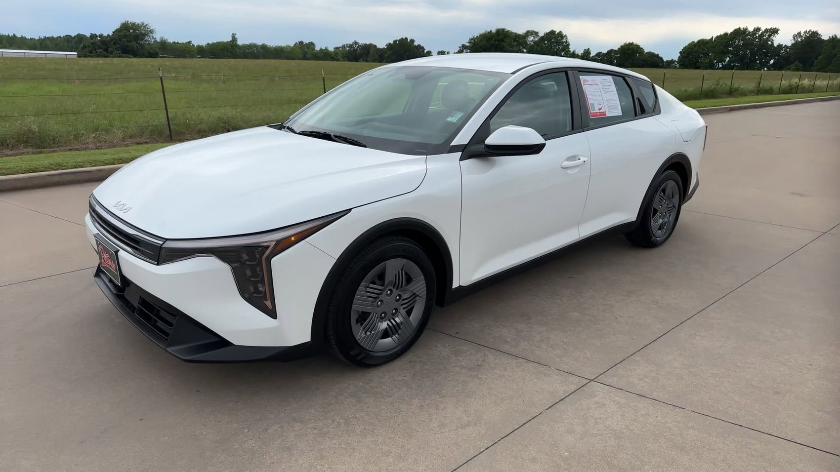 Used 2025 Kia K4 FWD image 5