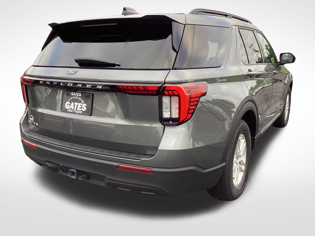Used 2025 Ford Explorer Active RWD image 6