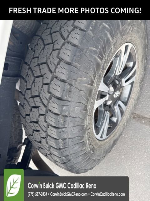 Used 2019 Toyota Tacoma TRD Sport w/ TRD Premium Sport Package image 6