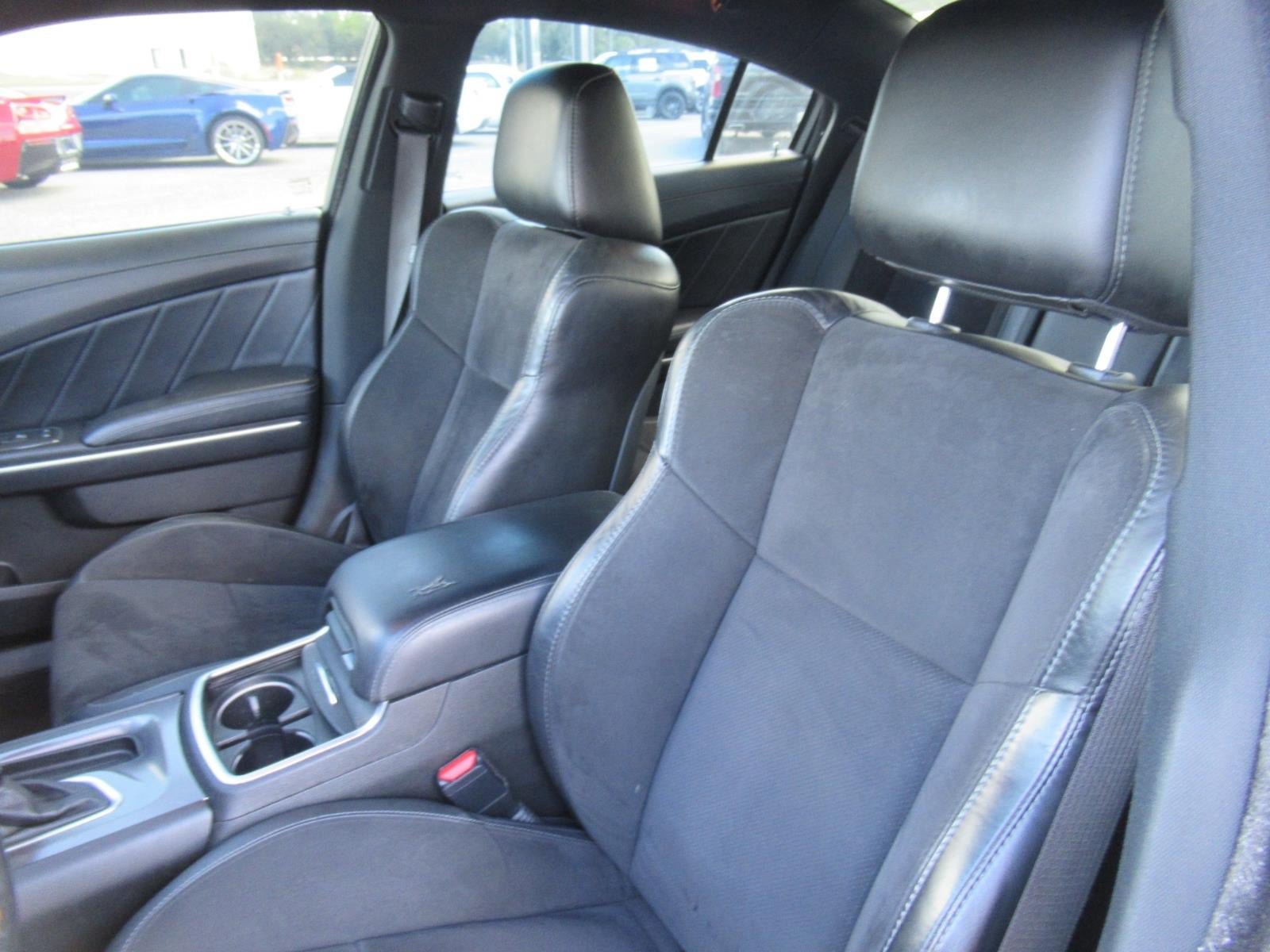 Used 2022 Dodge Charger GT w/ Plus Group RWD image 17