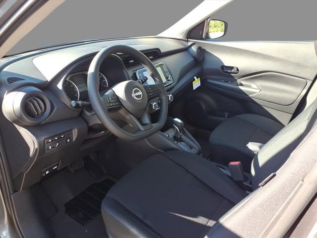 New 2025 Nissan Kicks Play S FWD image 4