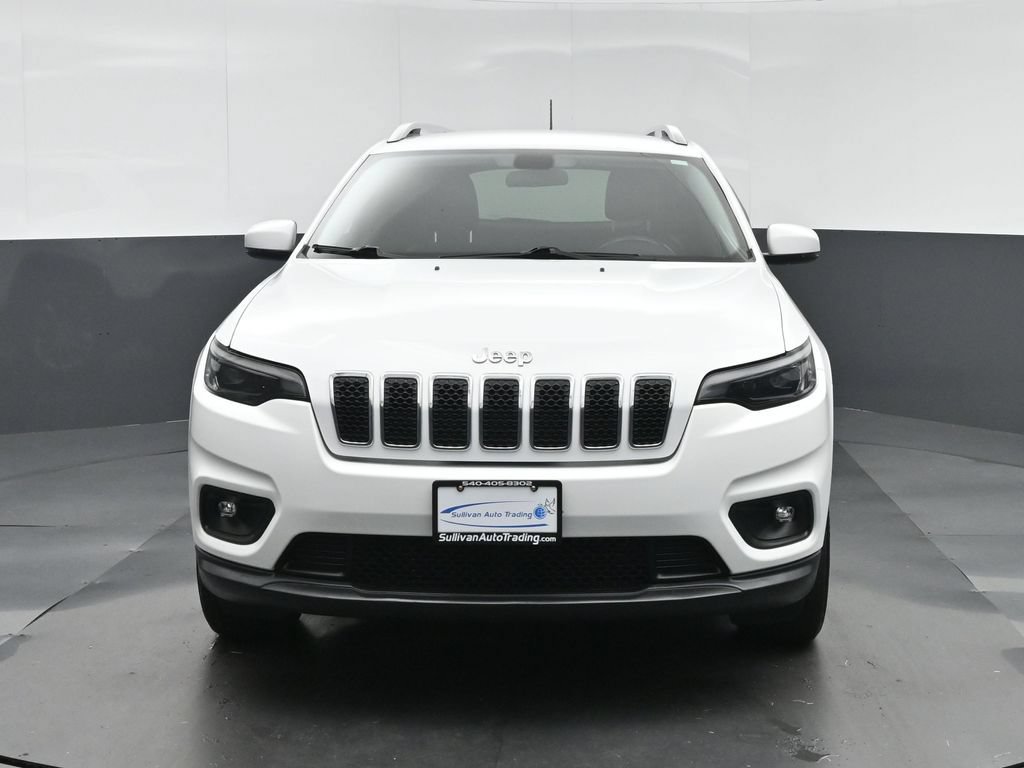 Used 2019 Jeep Cherokee Latitude Plus w/ Cold Weather Group AWD/4WD image 2