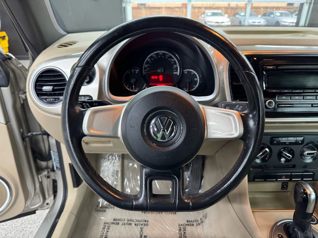 Used 2013 Volkswagen Beetle 2.5 image 19