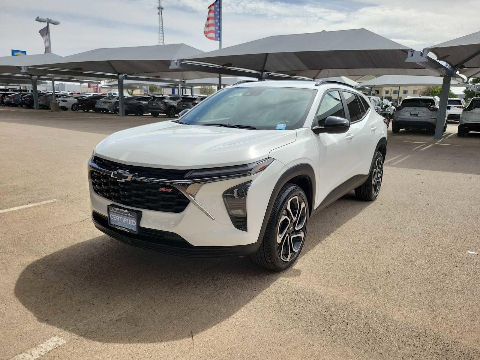 Used 2025 Chevrolet Trax RS w/ Driver Confidence Package FWD image 4