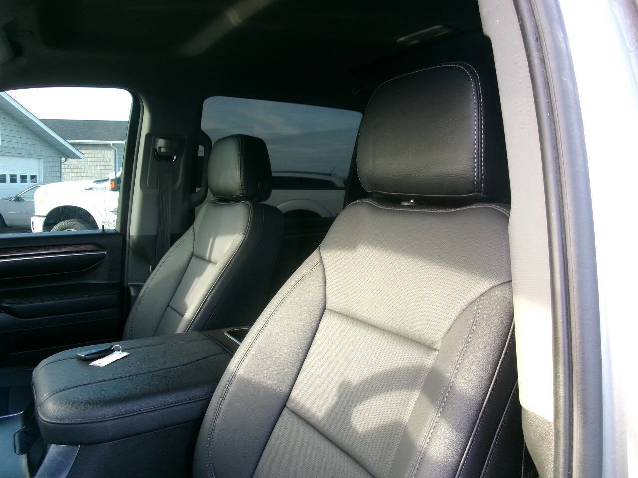 Used 2024 Chevrolet Silverado 3500 LT w/ All Star Edition AWD/4WD image 15