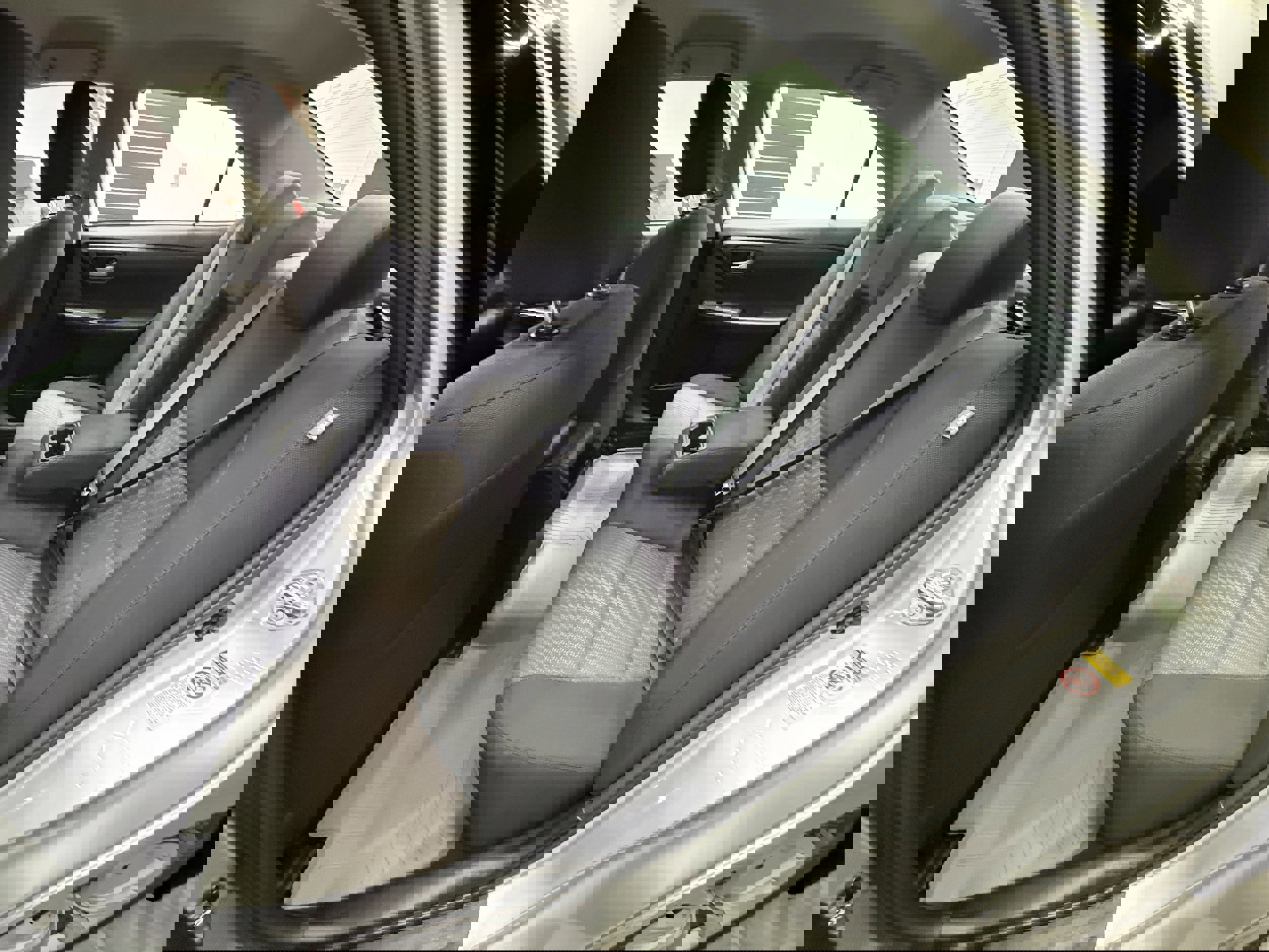 Used 2017 Toyota Camry LE image 21