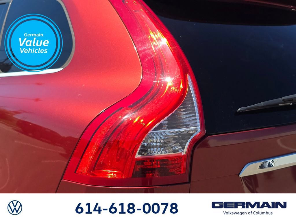 Used 2016 Volvo XC60 T6 w/ Proximity Package FWD image 15