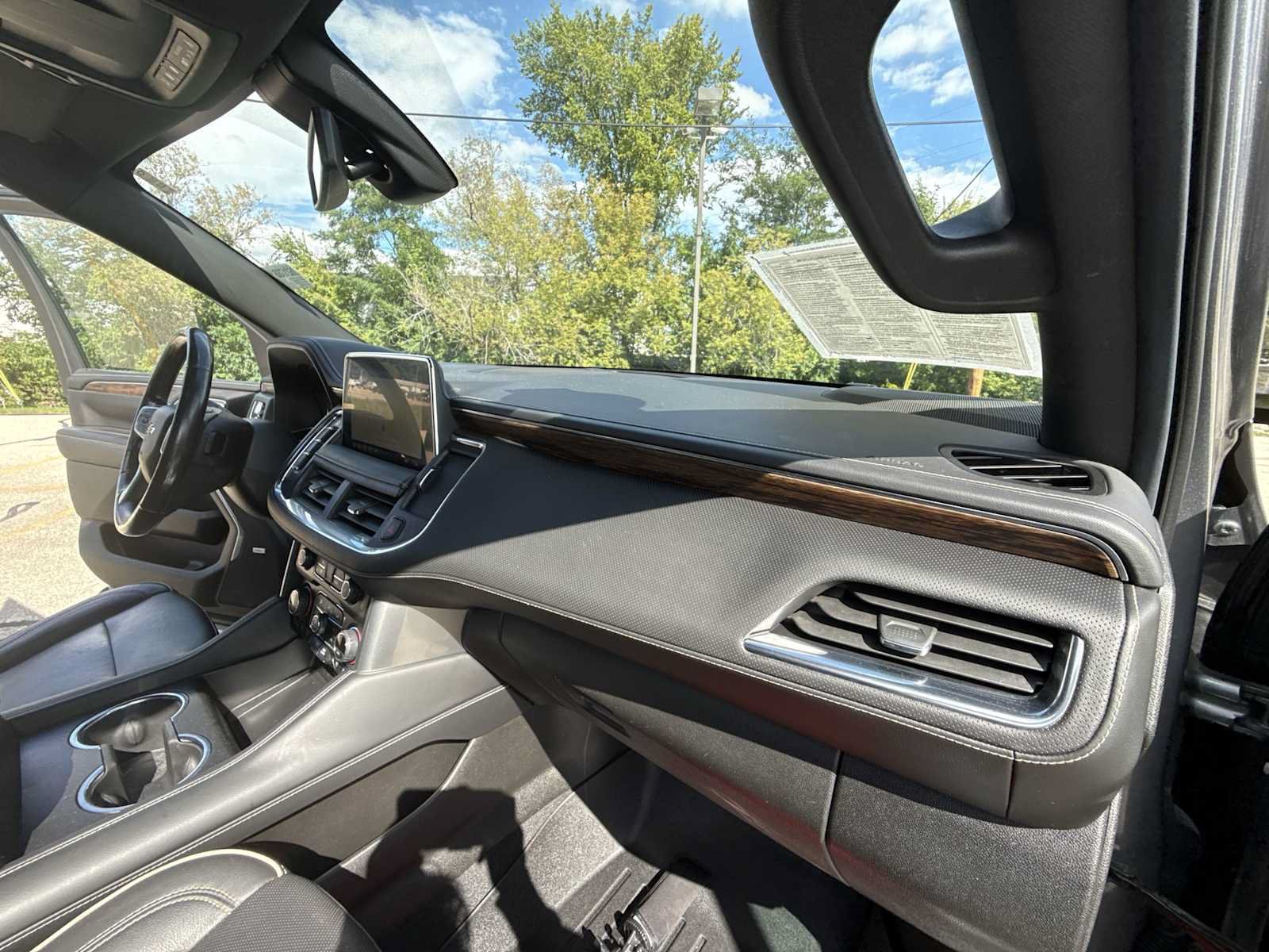 Certified 2021 Chevrolet Suburban Premier AWD/4WD image 29