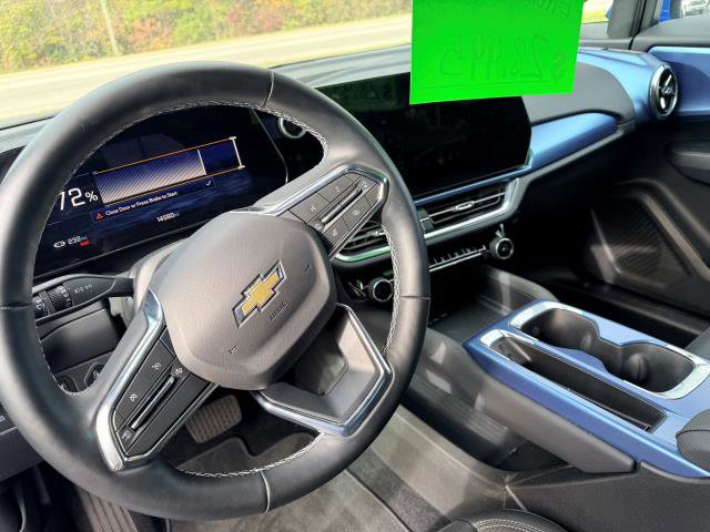 Used 2025 Chevrolet Equinox EV LT w/ Convenience Package image 10