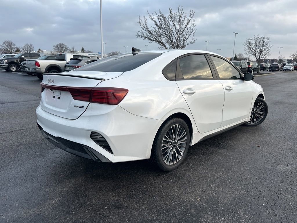 Used 2022 Kia Forte GT-Line w/ GT-Line Premium Package image 11