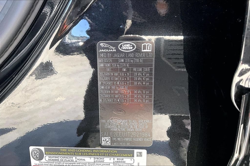 New 2026 Land Rover Defender 110 X-Dynamic SE AWD/4WD image 8