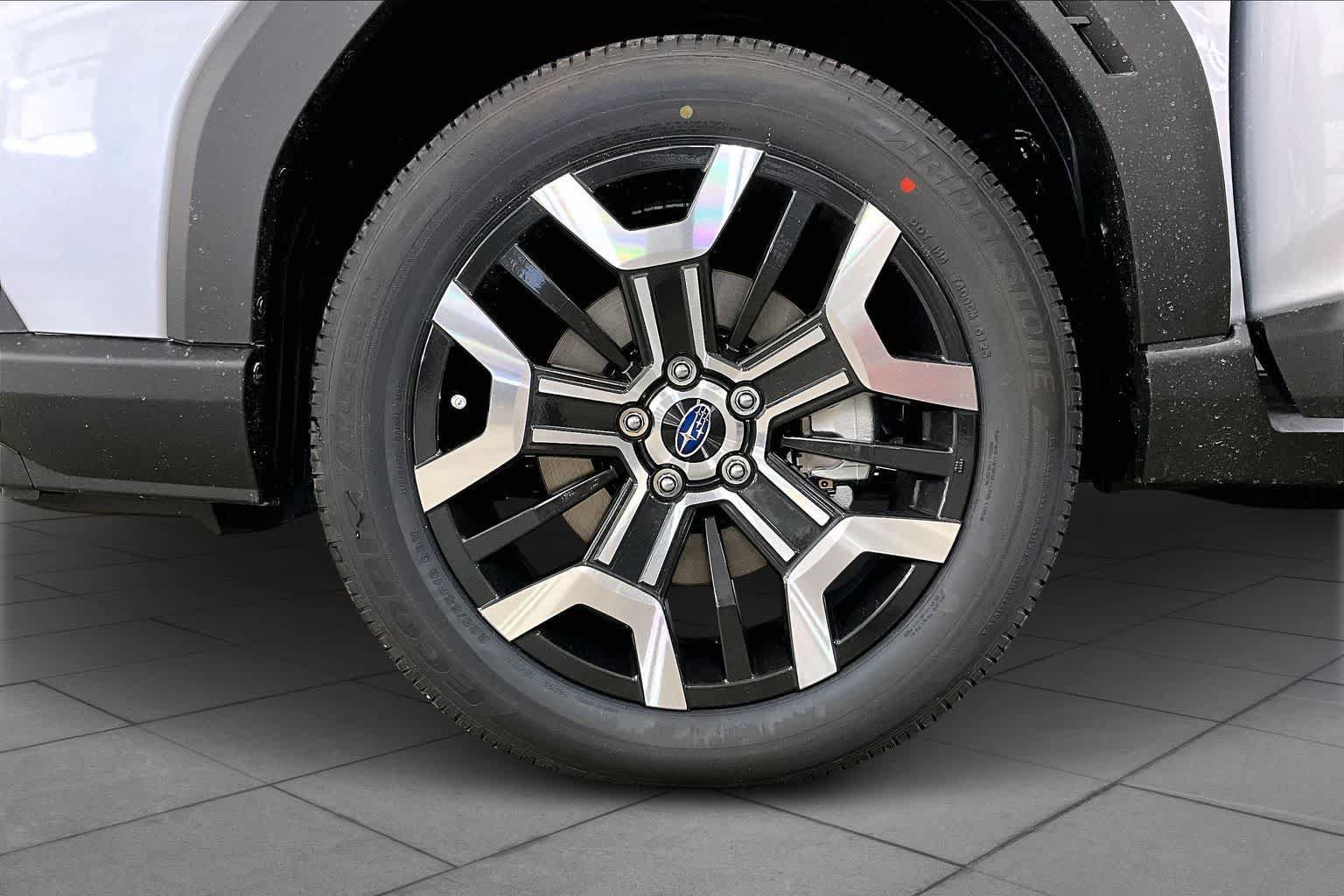 New 2026 Subaru Outback Touring XT AWD/4WD image 11