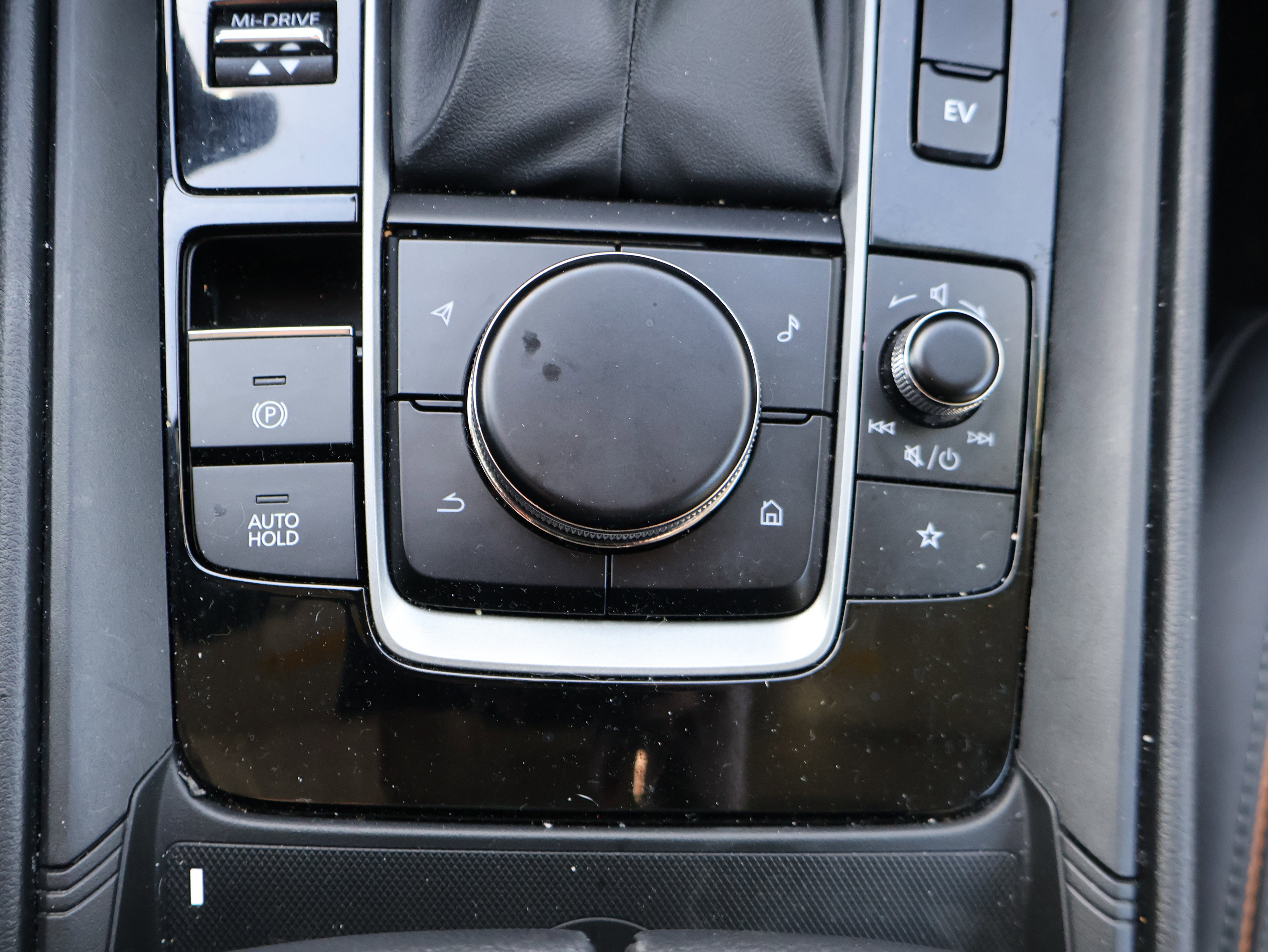 Certified 2025 MAZDA CX-50 AWD 2.5 Hybrid image 32