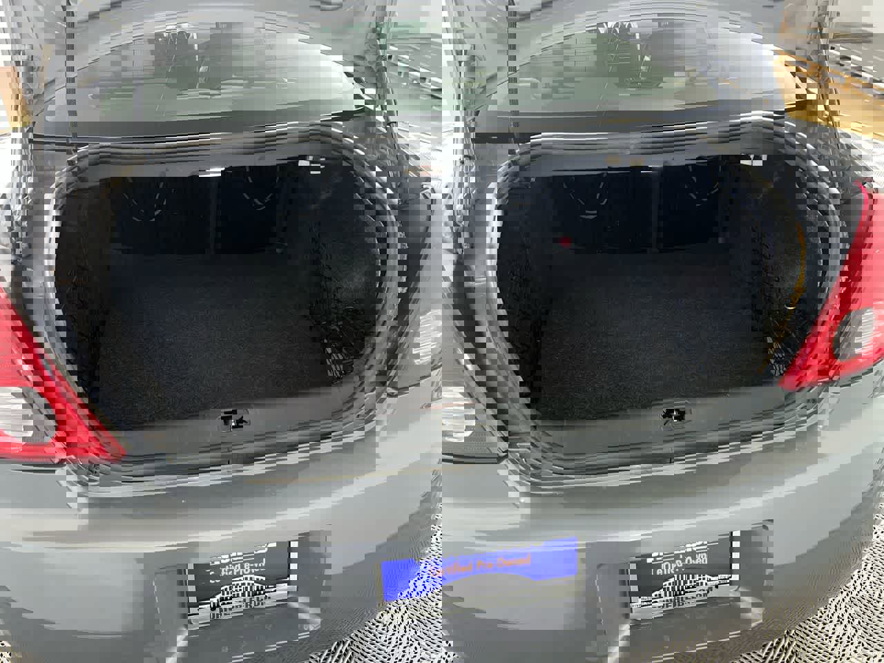 Used 2008 Pontiac G6 Sedan w/ Sport Package image 27