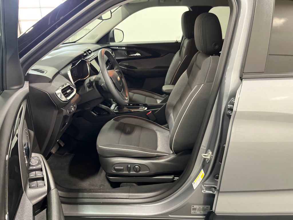 Certified 2023 Chevrolet TrailBlazer LT w/ Convenience Package image 51