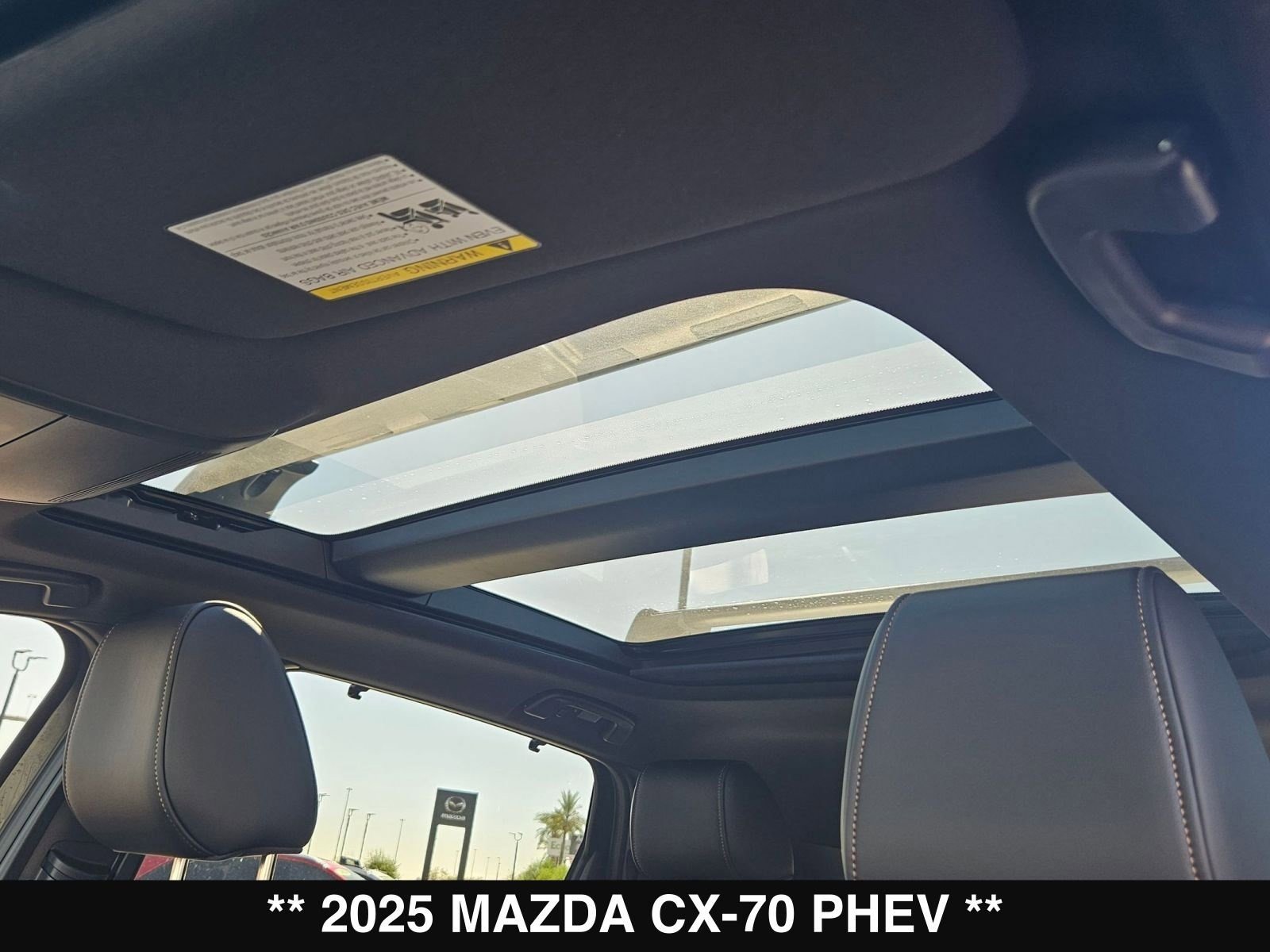 New 2025 MAZDA CX-70 Plug-In Hybrid w/ Premium Plus image 19