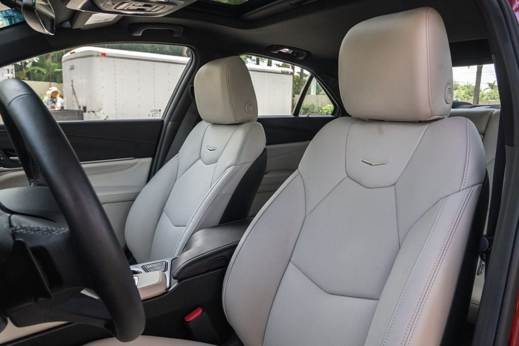 Used 2025 Cadillac CT4 Premium Luxury RWD image 13