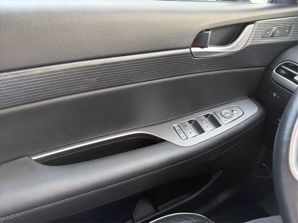 Used 2023 Hyundai Palisade Limited image 21