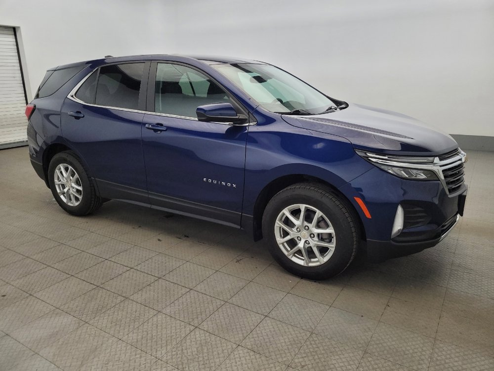 Used 2023 Chevrolet Equinox LT w/ LPO, Floor Liner Package image 11