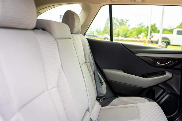 Used 2020 Subaru Outback Premium AWD/4WD image 9