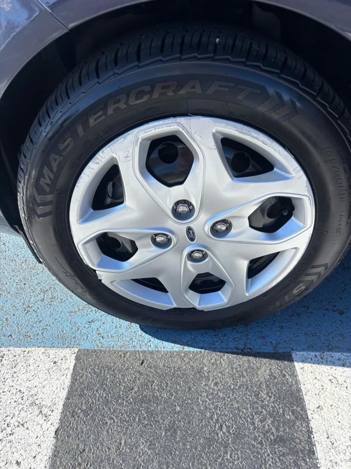 Used 2012 Ford Fiesta SE FWD image 23