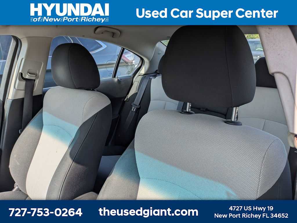 Used 2011 Chevrolet Cruze LS w/ Connectivity Package FWD image 3